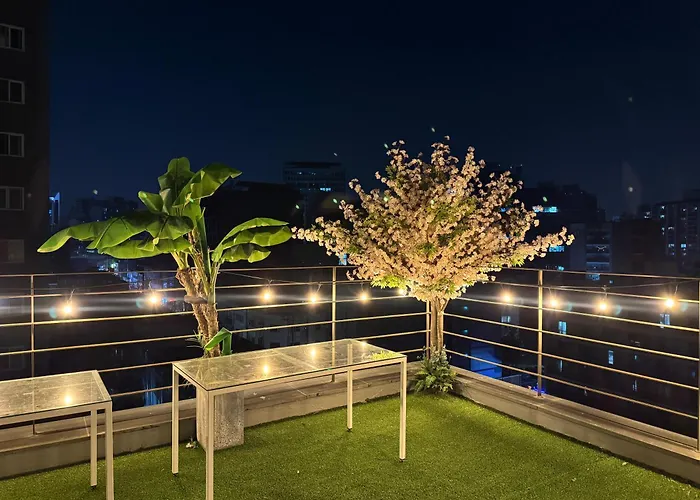 Appartement 201, Atelier Seongsu Riverside Loft Cherry Blossom Road River Airport Bus