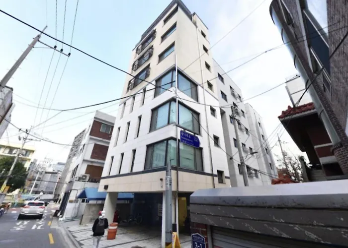 Appartement 201, Atelier Seongsu Riverside Loft Cherry Blossom Road River Airport Bus Séoul