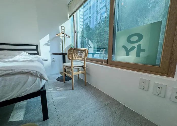 Apartment 201, Atelier Seongsu Riverside Loft Cherry Blossom Road River Airport Bus Seoul